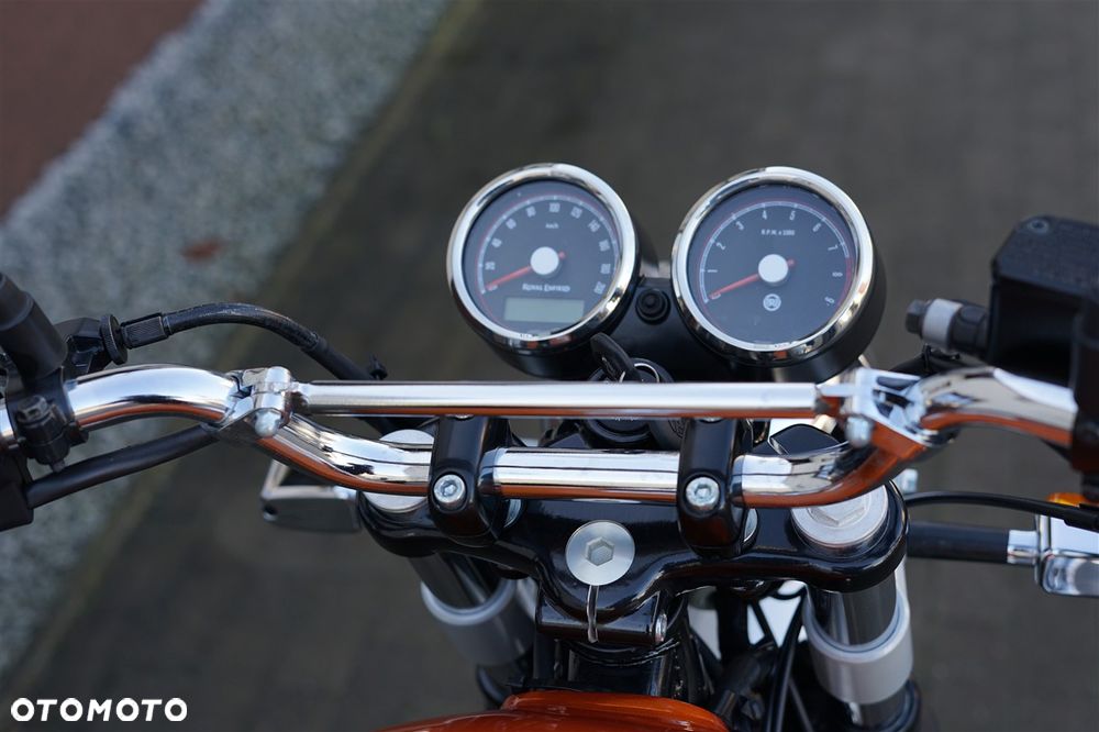 Royal Enfield Interceptor - 18