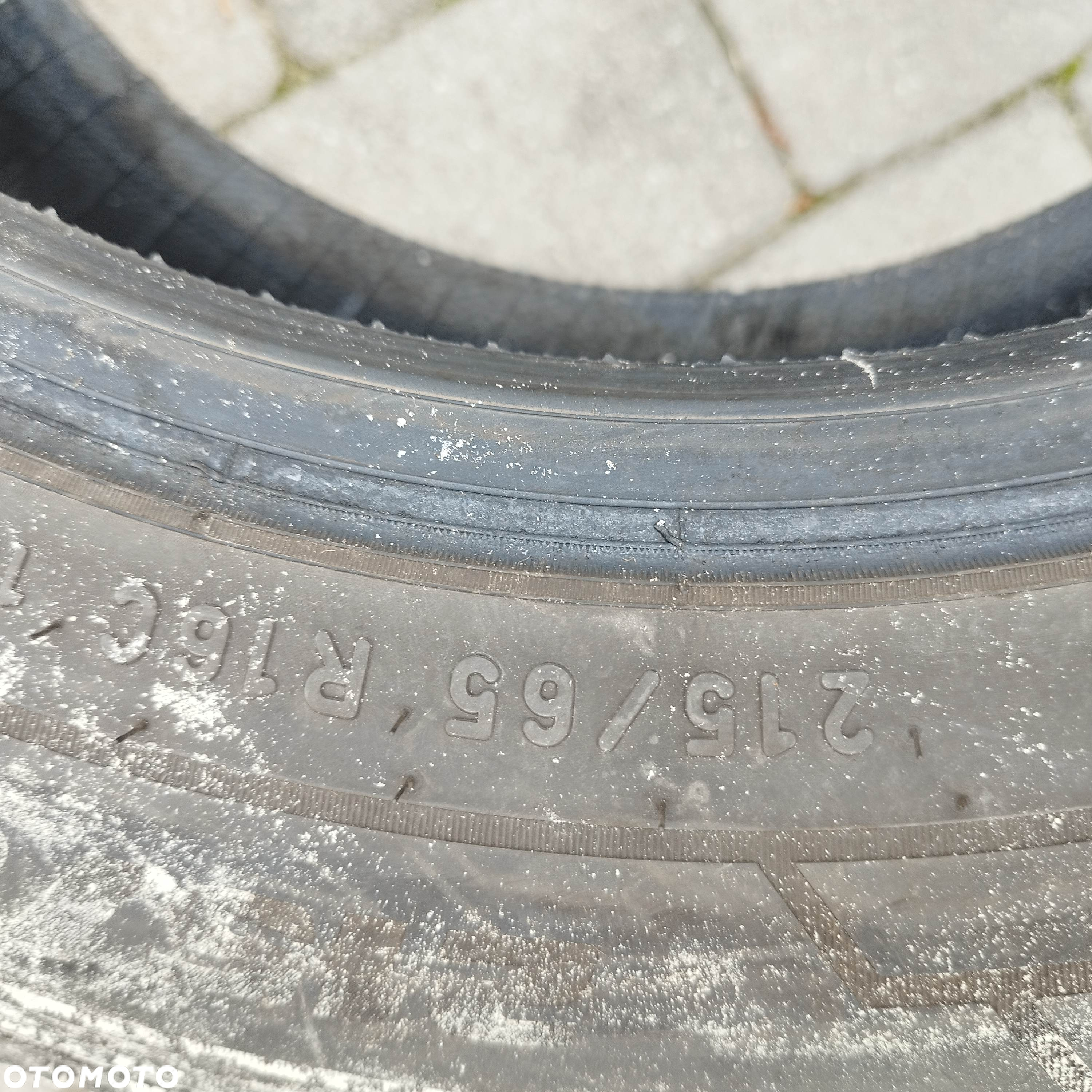 215/65/16 c pirelli carier winter - 3