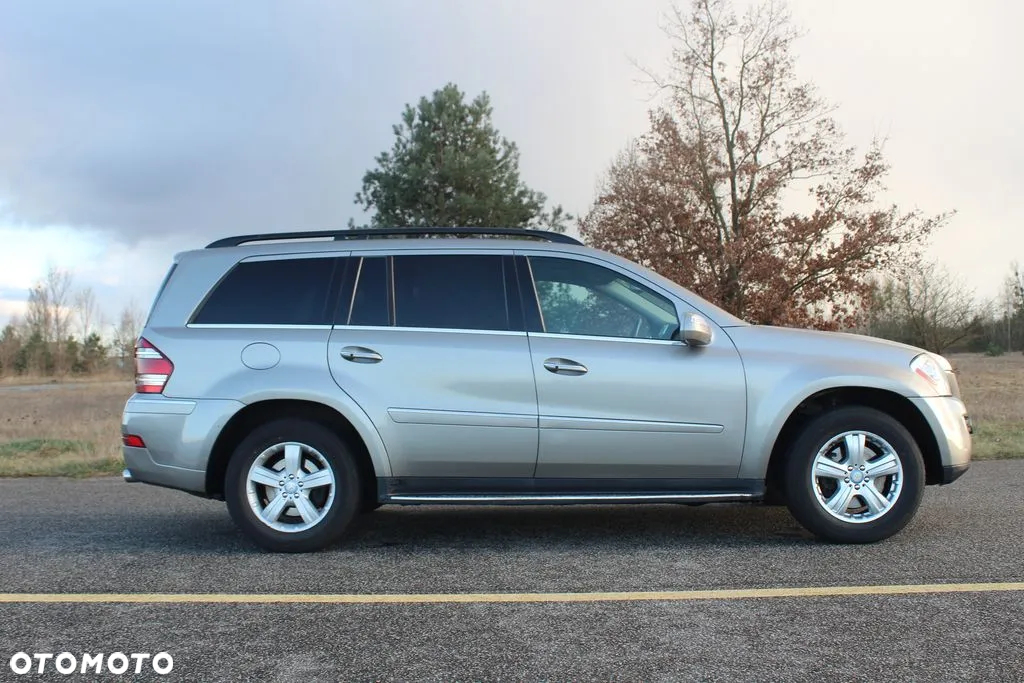 Mercedes-Benz GL 450 - 6