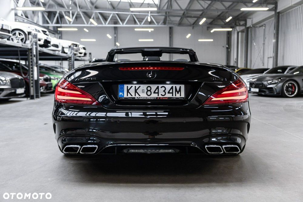 Mercedes-Benz SL 63 AMG - 11