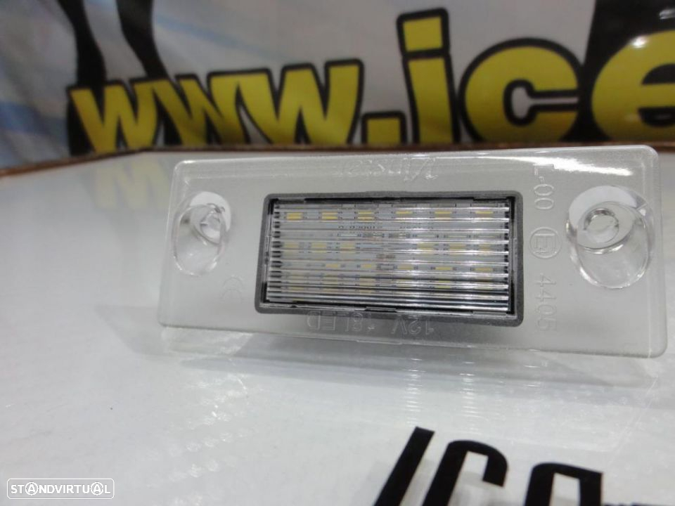 Suporte De Lâmpada De Matricula Com Led Branco Audi A4/S4 B5 95-01, A3 8L, S5 B5 A3 8L/S3/Sportback 97-03 - 5
