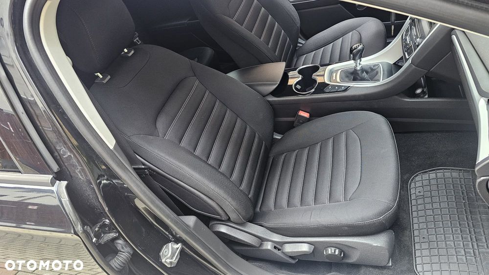 Ford Mondeo 2.0 TDCi Start-Stopp Vignale - 19