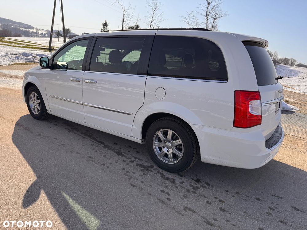 Chrysler Town & Country 3.6 Touring - 4