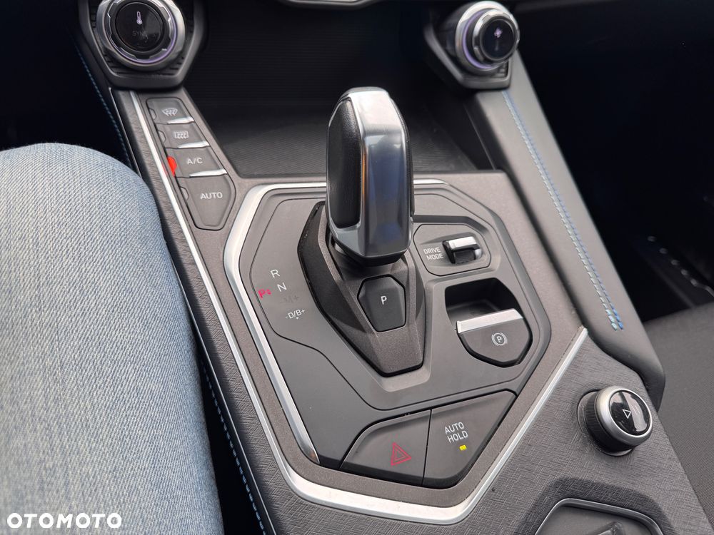 Lynk & Co 01 PHEV - 21