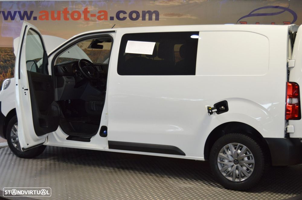 Peugeot Expert 2.0 BlueHDi L2H1 Semi-Vidrado - 11