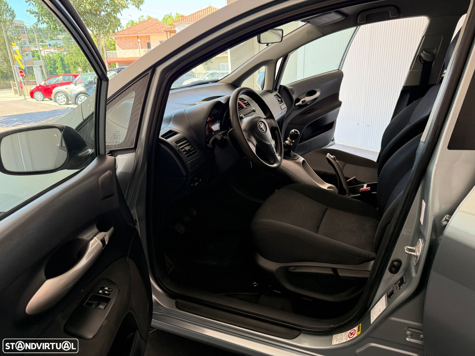 Toyota Auris 1.4 D-4D ACtive - 16