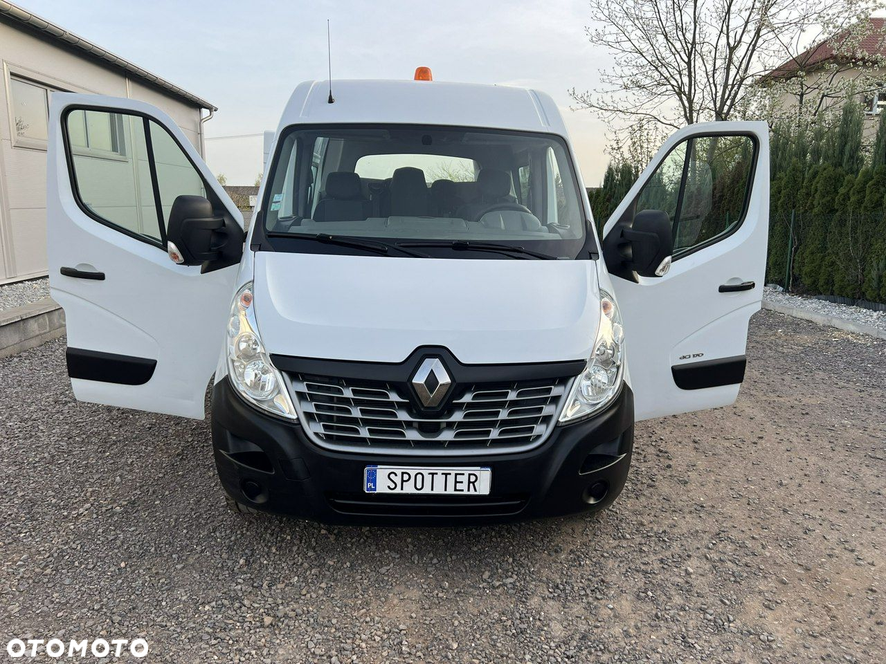 Renault Master - 25