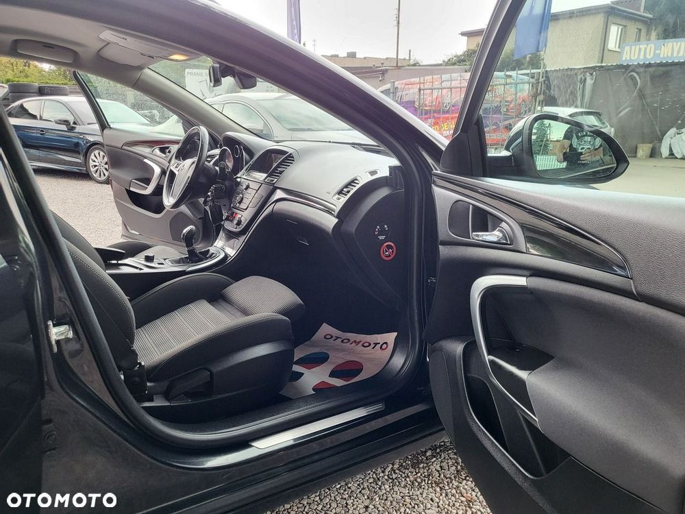 Opel Insignia - 19