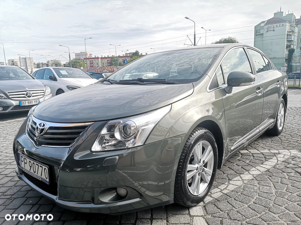 Toyota Avensis 1.8 Sol