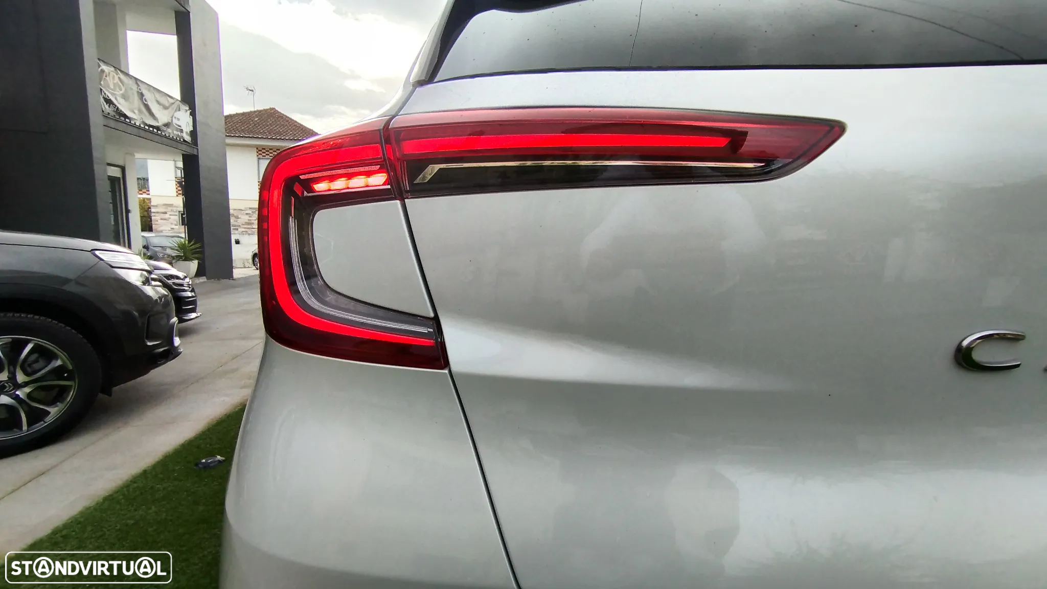 Renault Captur 1.6 E-Tech Plug-In Intens - 8