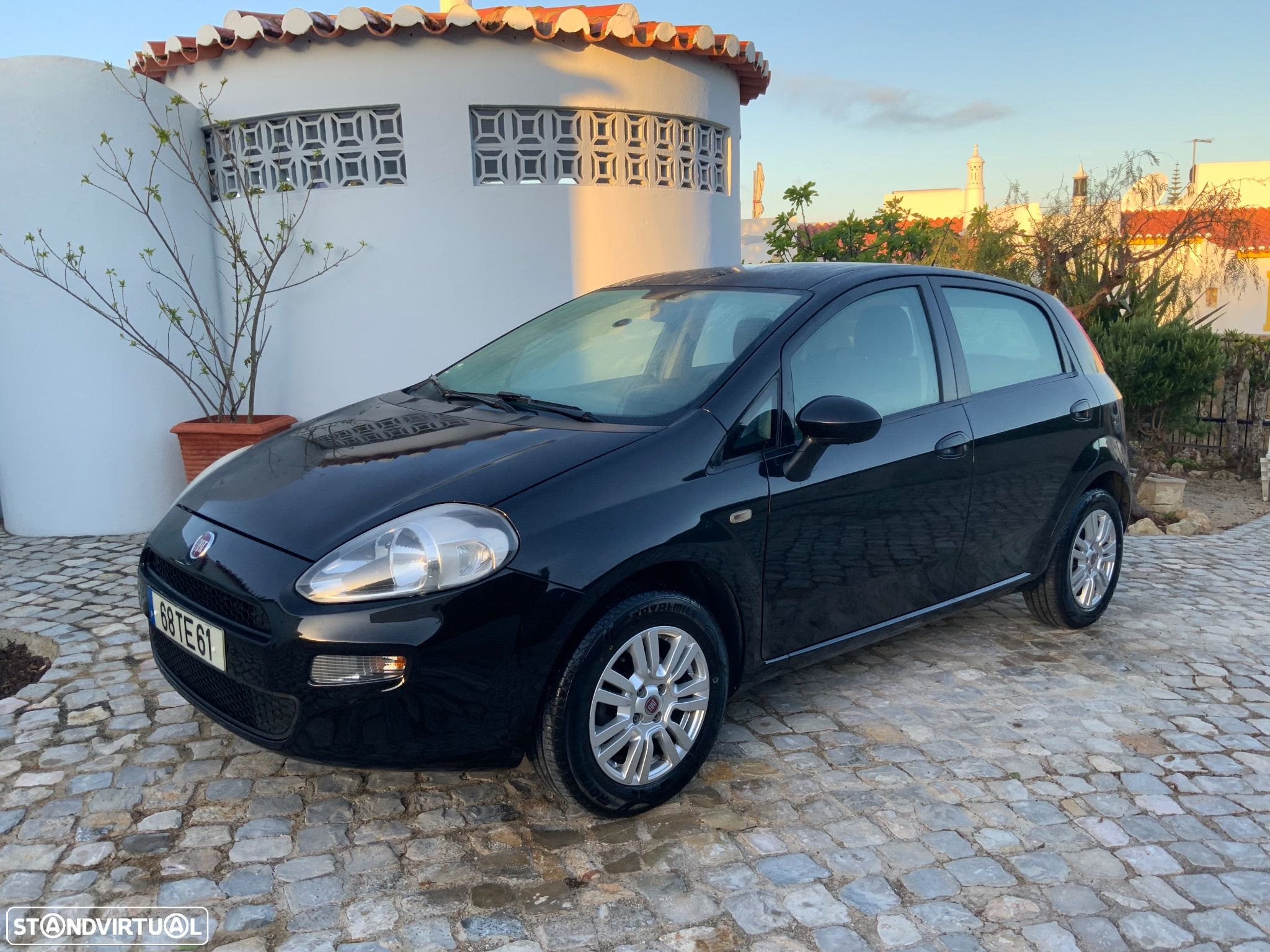 Fiat Punto 1.2 Lounge Start&Stop - 1