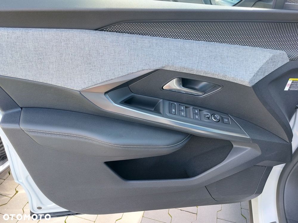 Peugeot 3008 73kWh GT - 16