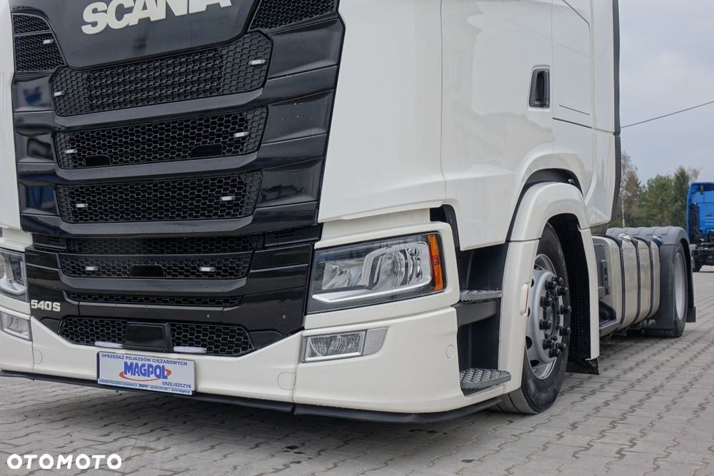 Scania S450 / EURO 6 / MEGA / LOW DECK / AUTOMAT / RETARDER / KLIMATYZACJA POSTOJOWA / LODÓWKA  /  2 ZBIORNIKI 700L / PO KONTRAKCIE - 9