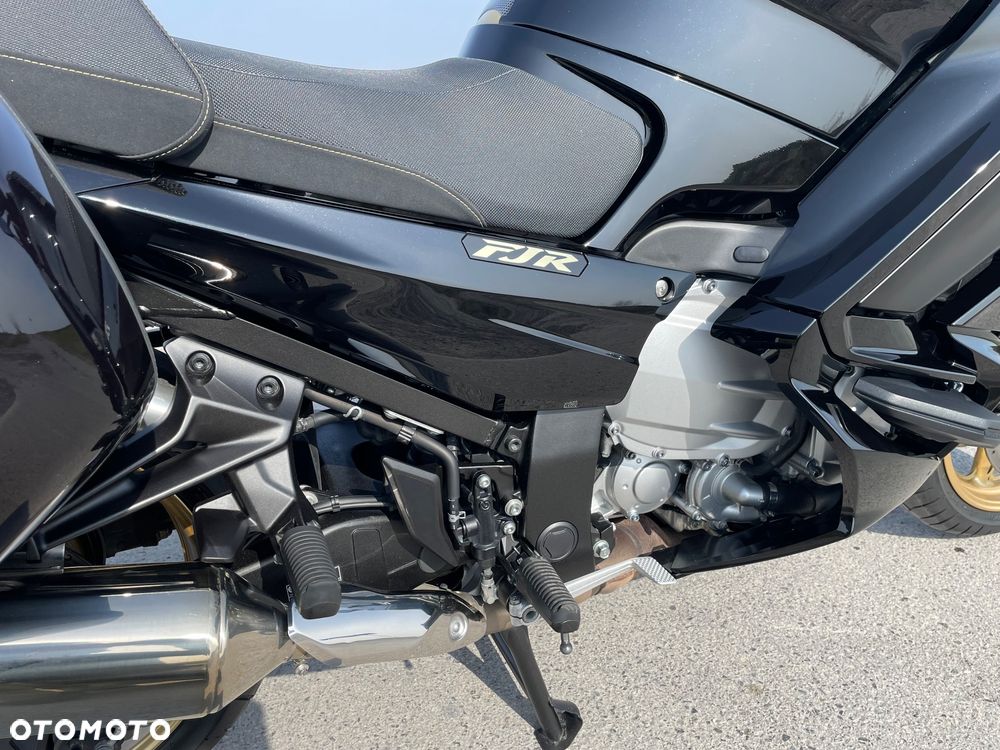 Yamaha FJR - 20