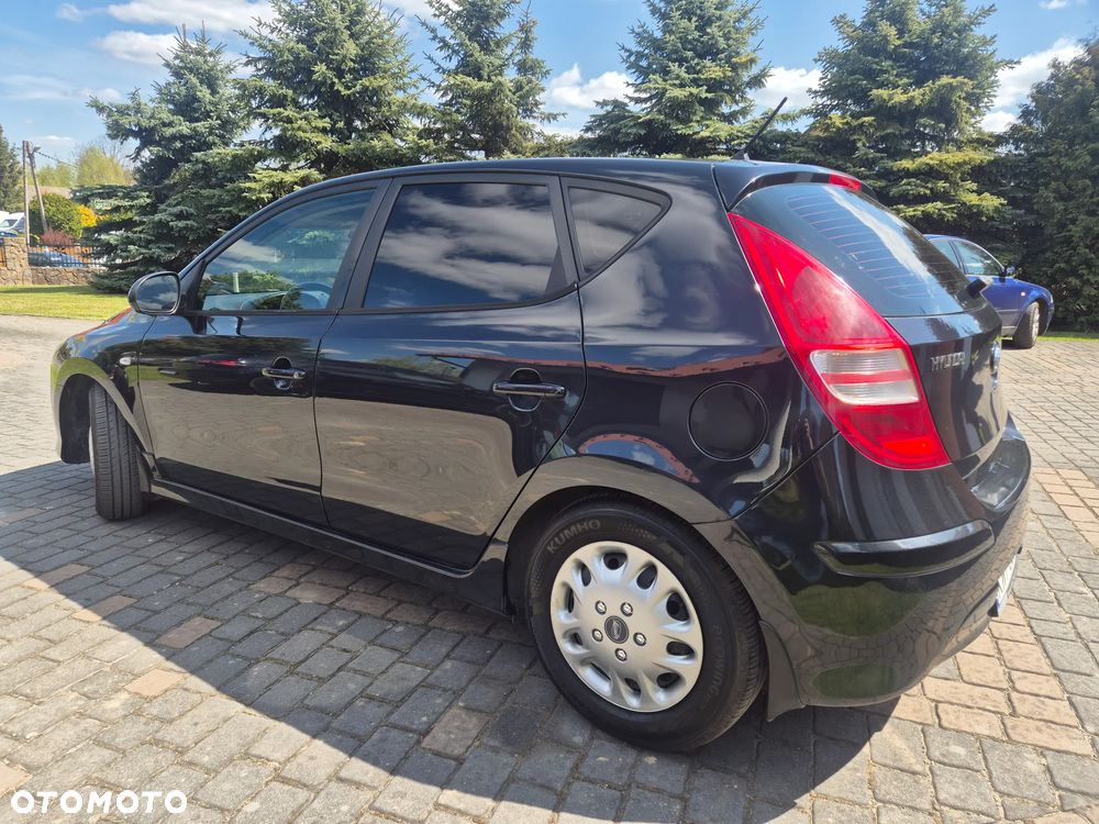 Hyundai i30 1.4 Classic + EU5 - 12