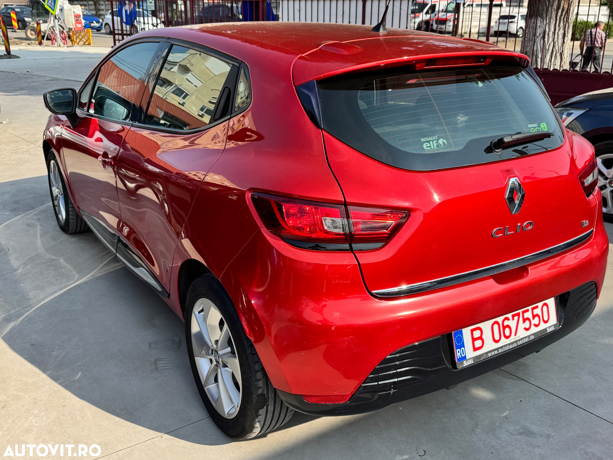 Renault Clio (Energy) TCe 90 Start & Stop INTENS - 7