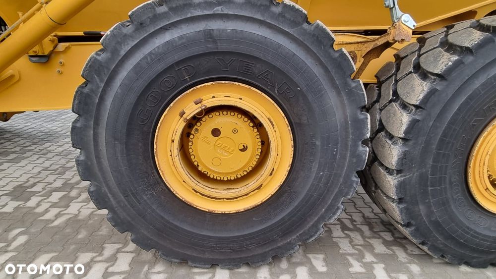 Bell B40E 6x6/ Maszyna sprowadzona - 19