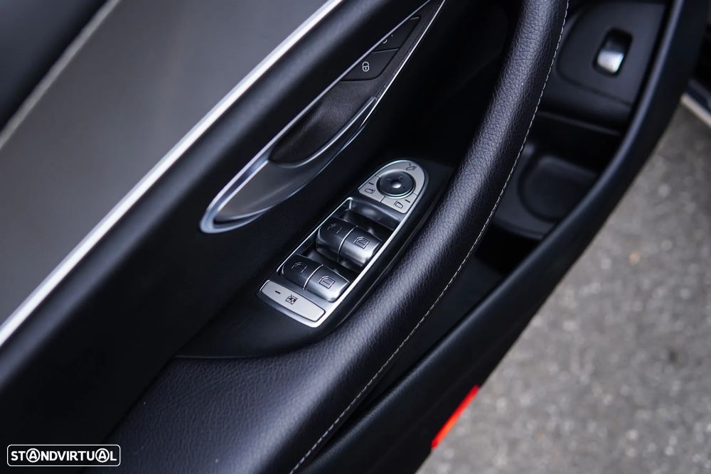 Mercedes-Benz E 220 d Avantgarde+ - 48