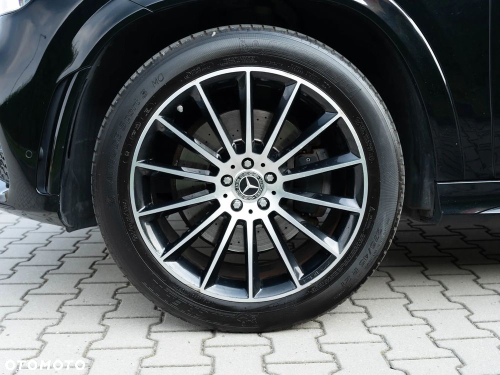 Mercedes-Benz GLE 300 d 4Matic 9G-TRONIC AMG Line - 14
