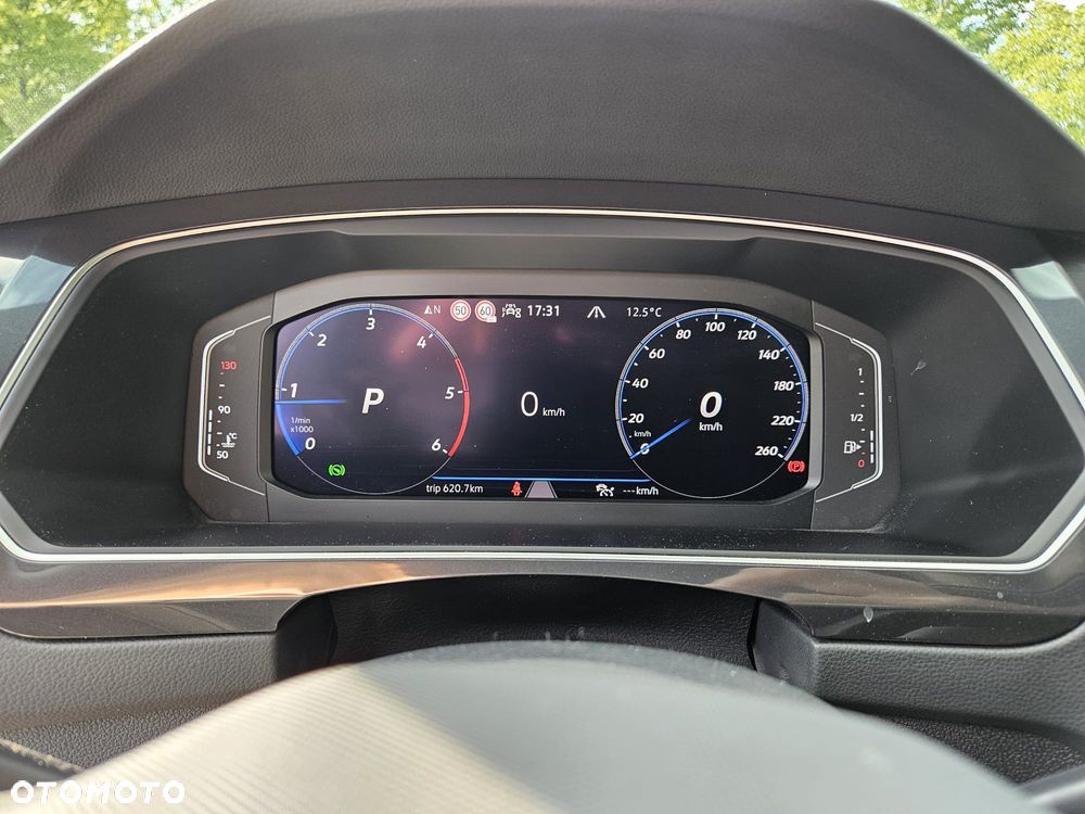 Volkswagen Tiguan 2.0 TDI SCR 4Mot R-Line DSG - 12