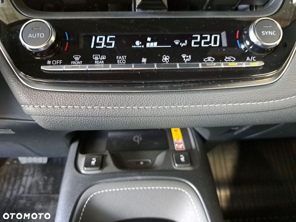 Toyota Corolla 1.8 Hybrid Style - 27