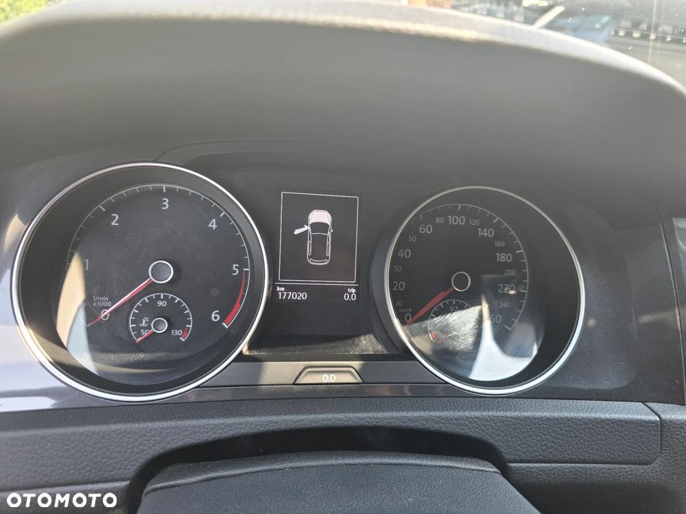 Volkswagen Golf - 7