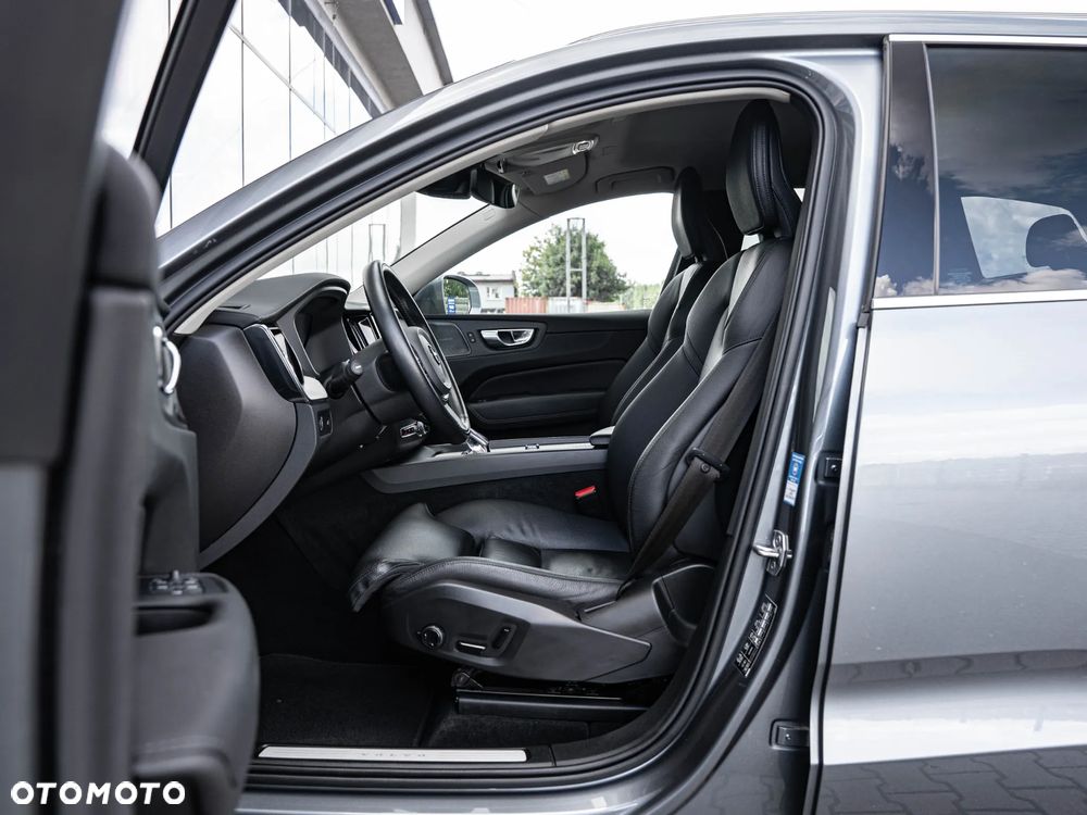 Volvo XC 60 B4 D Geartronic Inscription - 24