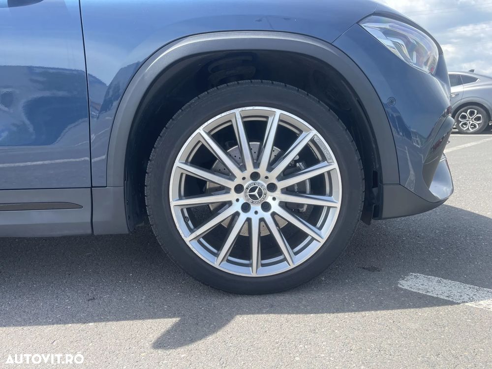 Mercedes-Benz GLA 250 e - 30