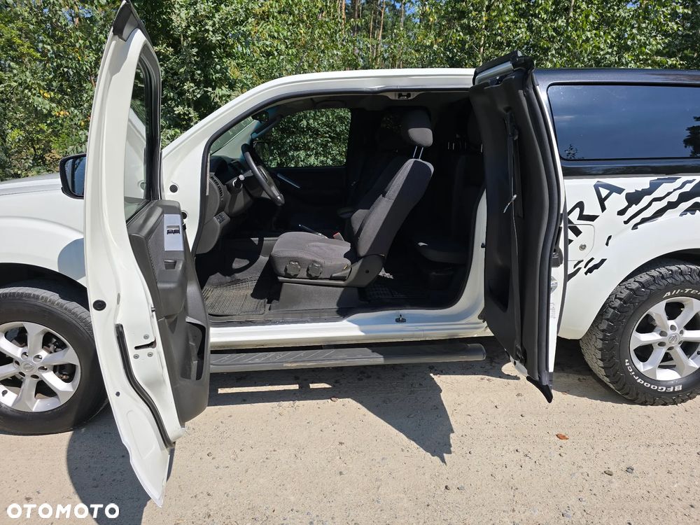 Nissan Navara 2.5 D Platinum - 21
