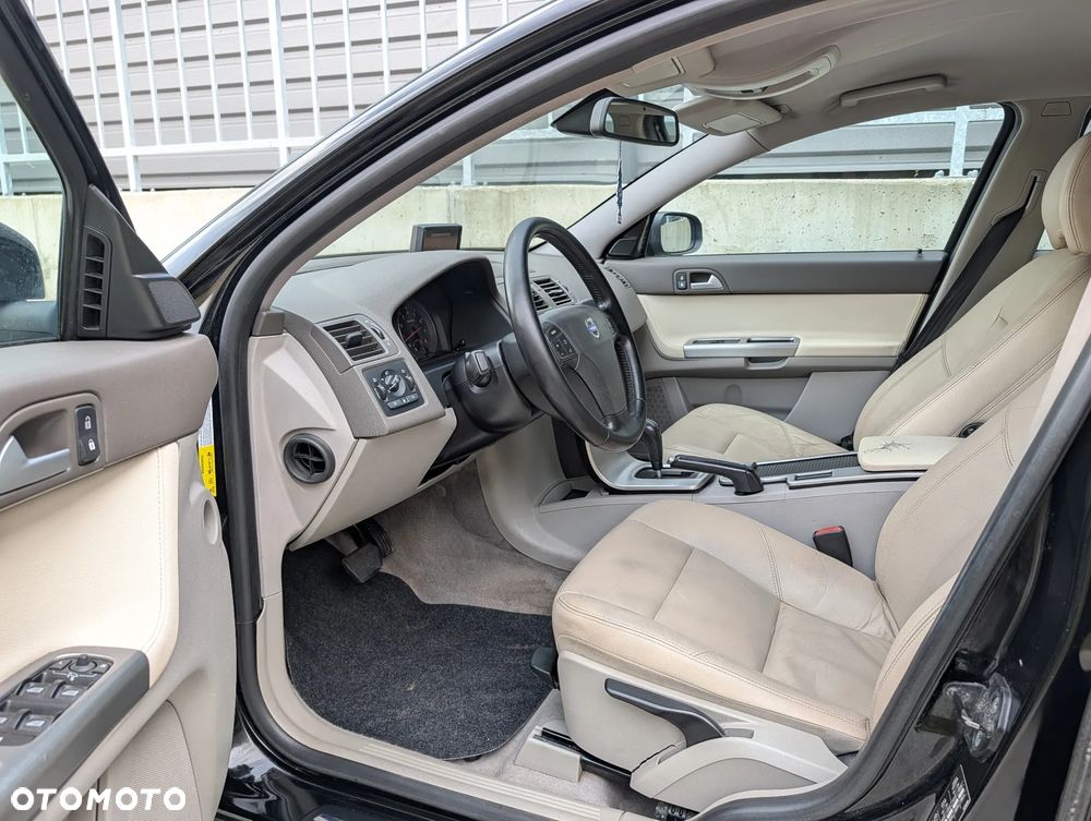 Volvo S40 2.4i Momentum - 6