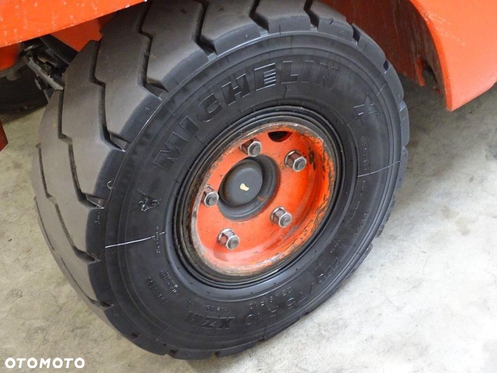 Linde H30T-02 - 4