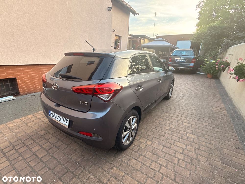 Hyundai i20 1.4 Premium - 5