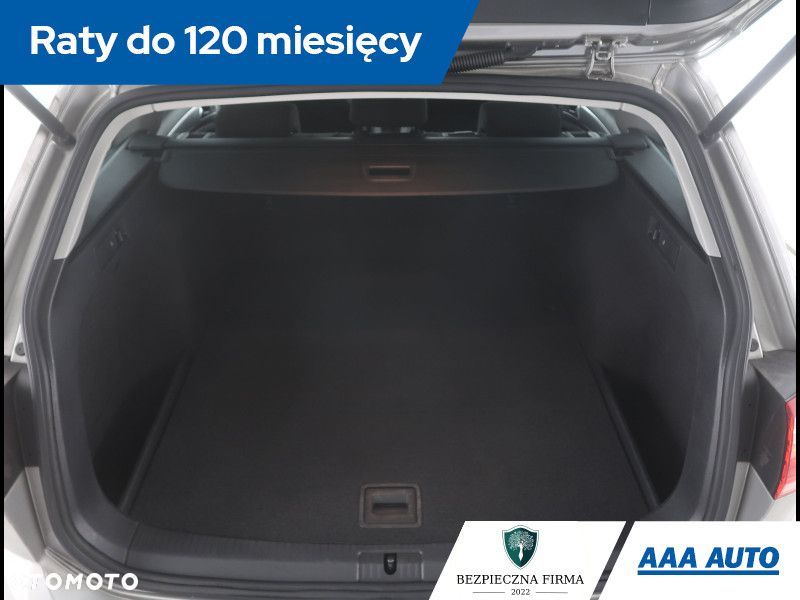 Volkswagen Golf Variant - 15