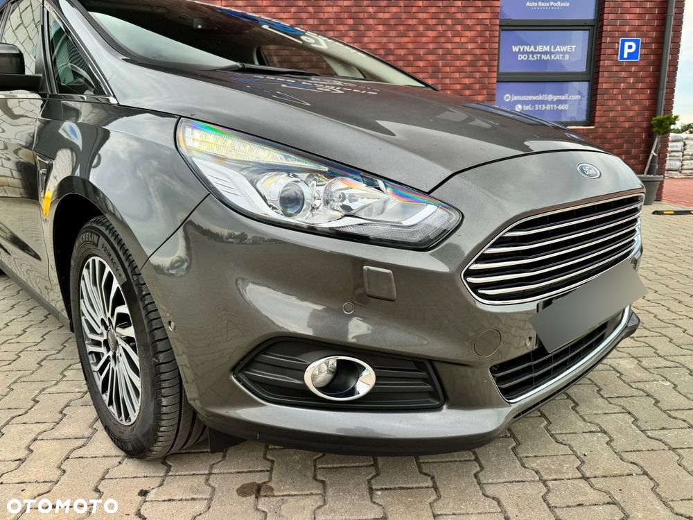 Ford S-Max 2.0 TDCi Titanium PowerShift - 2