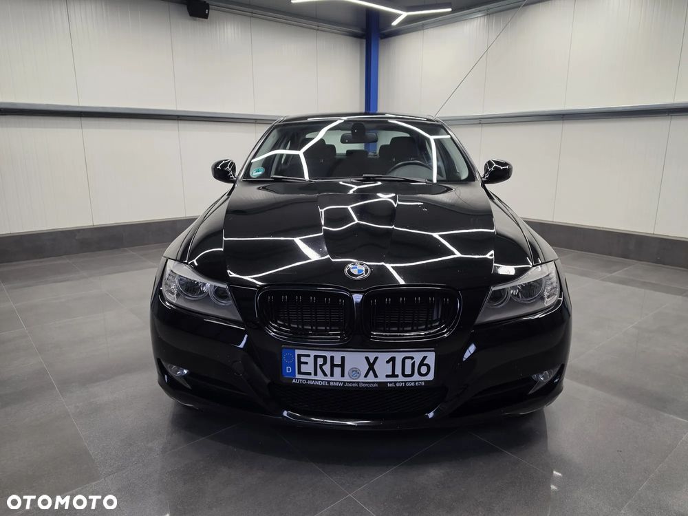 BMW Seria 3 318i Edition Exclusive - 5