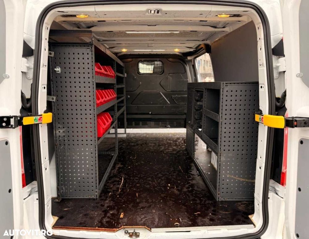 Ford TRANSIT CUSTOM - 14