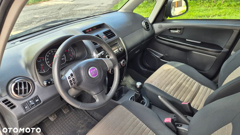 Fiat Sedici 1.6 16V 4x4 Dynamic - 4