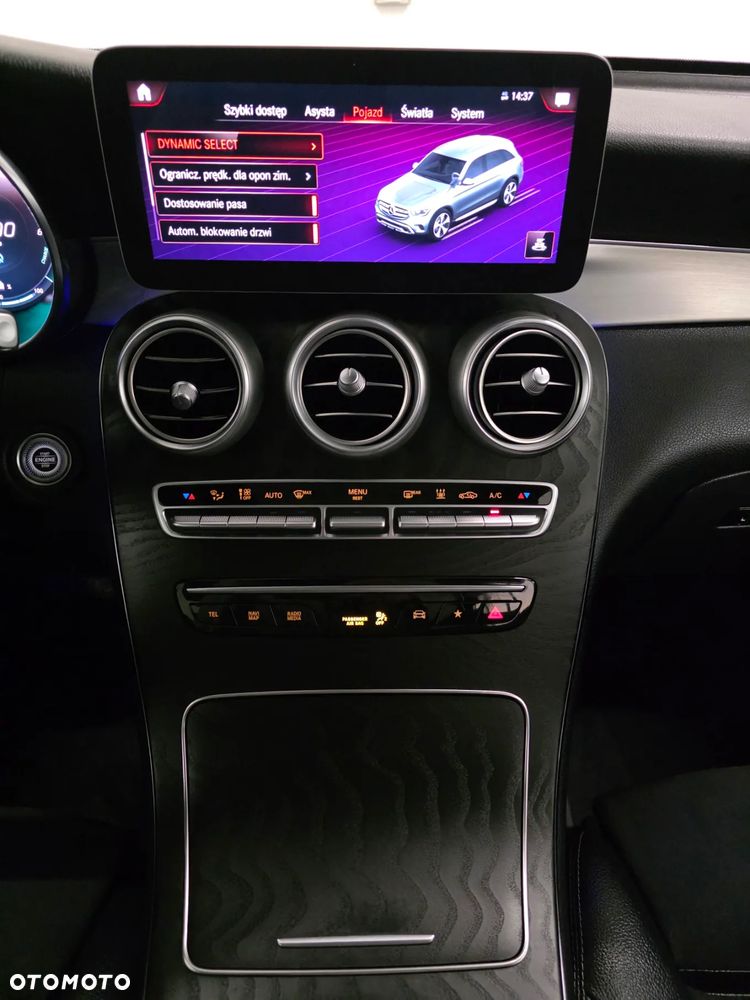 Mercedes-Benz GLC 300 de 4Matic 9G-TRONIC AMG Line Plus - 12