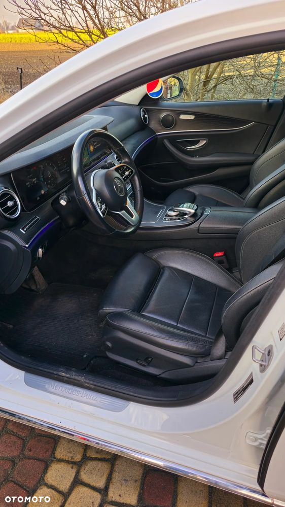 Mercedes-Benz Klasa E 400 d 4-Matic 9G-TRONIC - 4