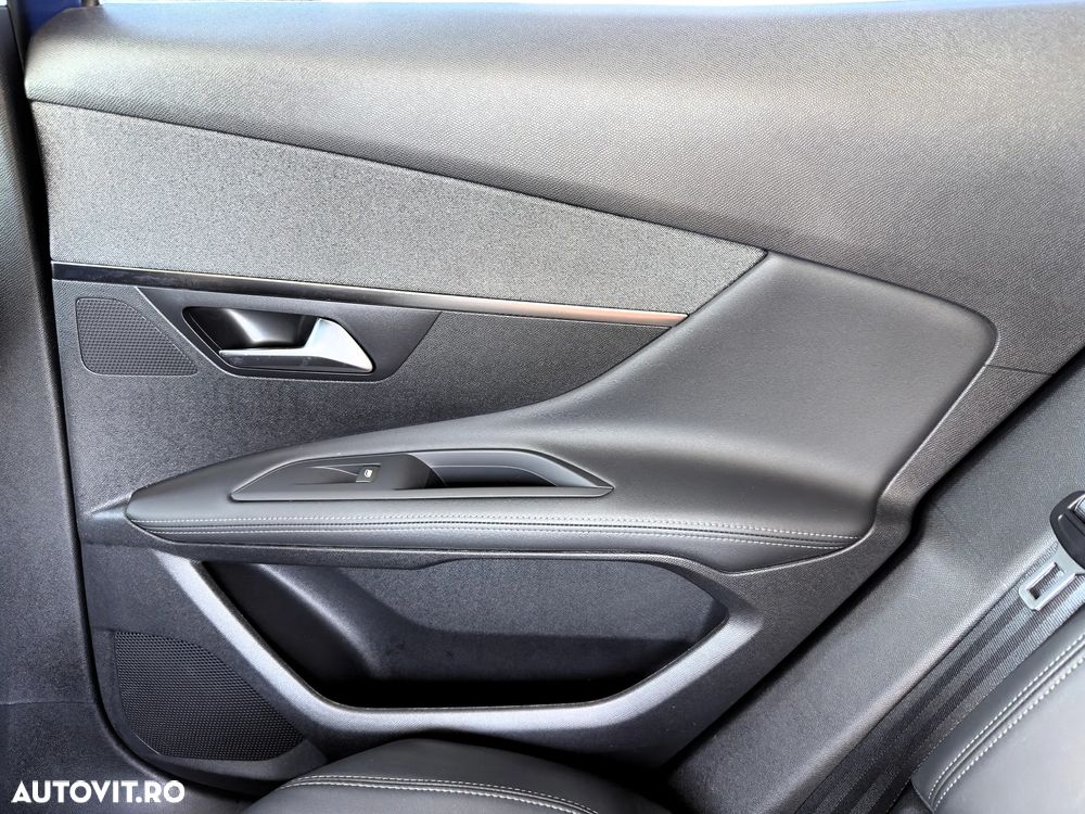 Peugeot 3008 PureTech 130 Stop & Start GPF EAT8 Active Business-Paket - 35