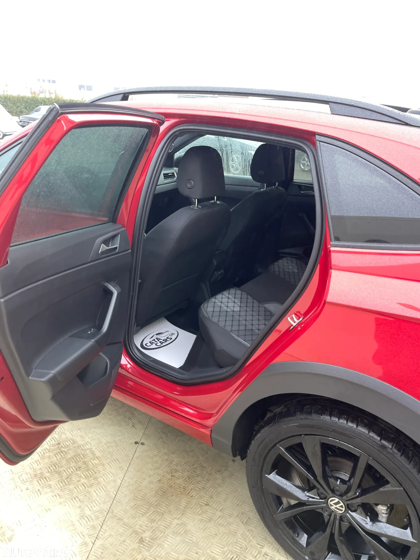 Volkswagen Taigo 1.5 TSI 150CP DSG7 R-Line - 26