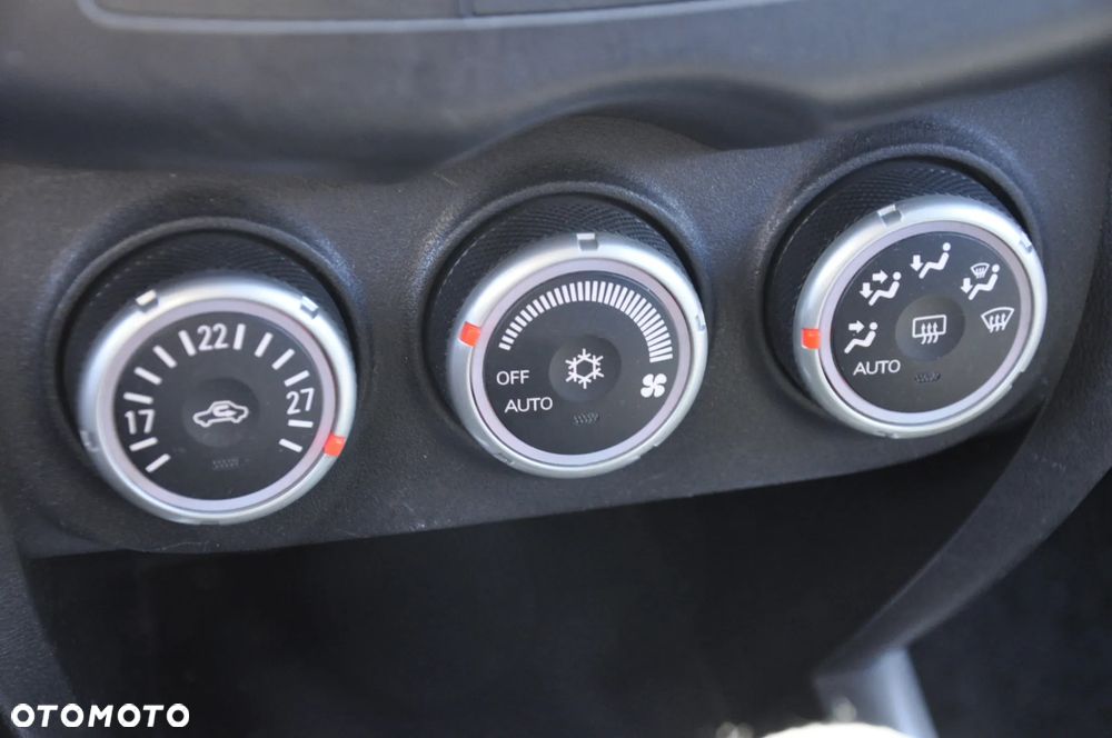 Mitsubishi ASX 1.8 DI-D 2WD Edition II - 8