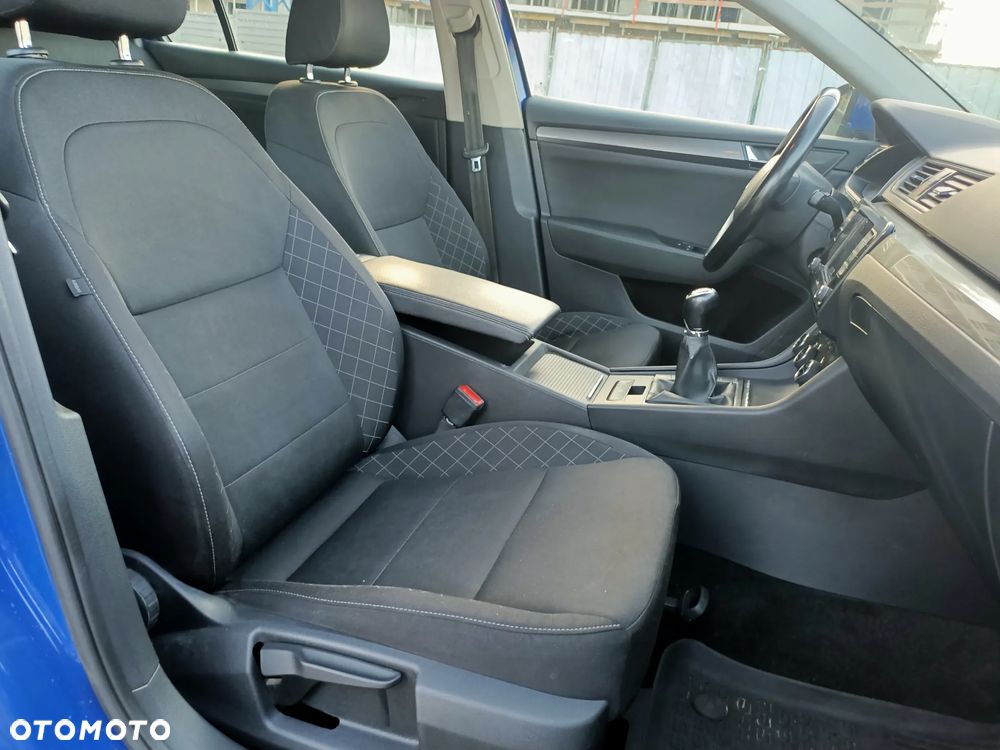 Skoda Superb 1.6 TDI Active - 14