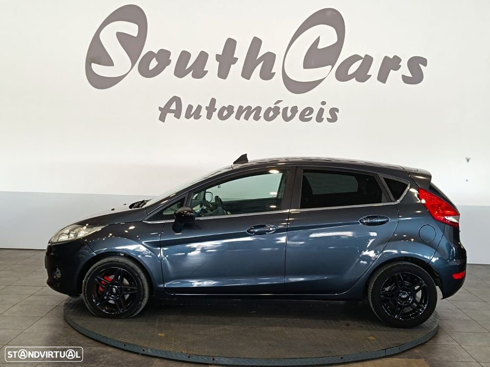 Ford Fiesta 1.6 TDCI ECOnetic - 10