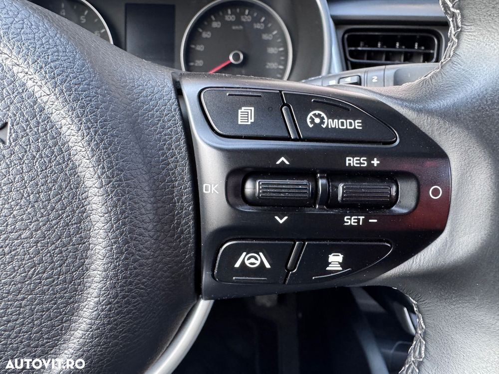 Kia Stonic 1.0 T-GDI 7DCT HP MHEV Trend - 30