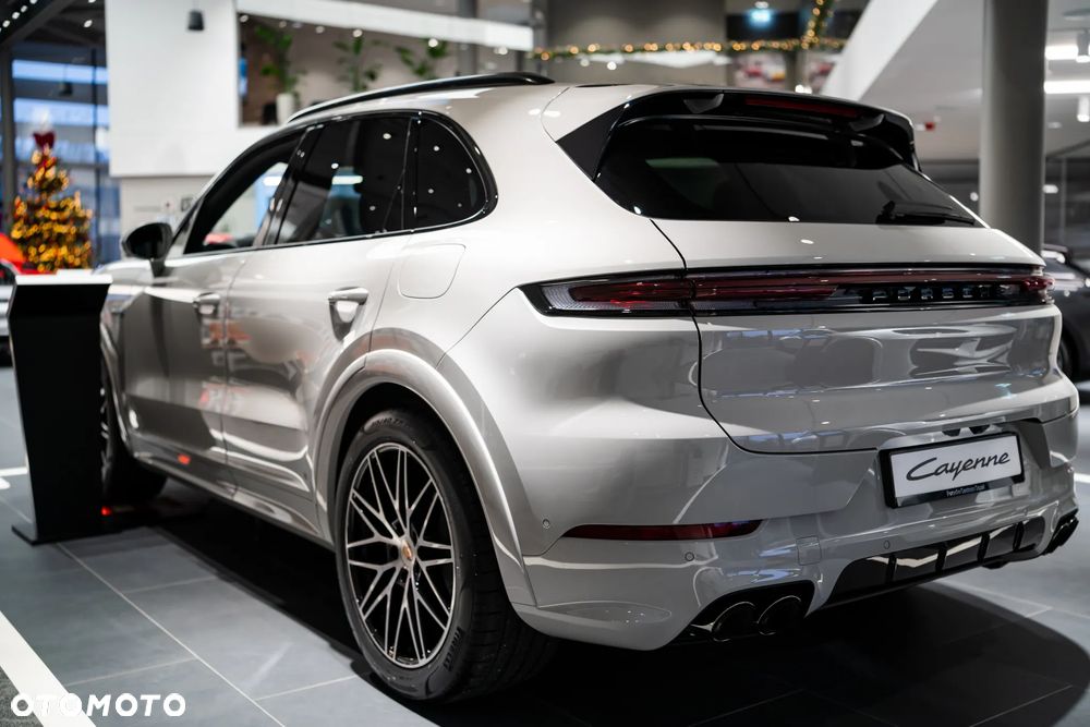 Porsche Cayenne E-Hybrid PHEV - 5