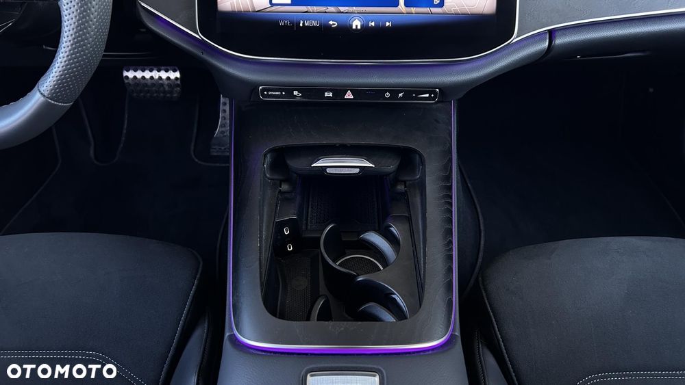 Mercedes-Benz Klasa E - 18