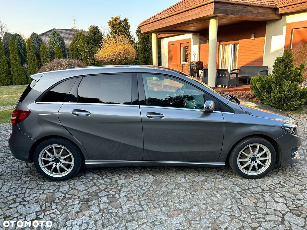 Mercedes-Benz Klasa B 200 (CDI) d 4Matic 7G-DCT Style - 3