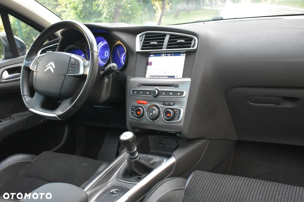 Citroën C4 PureTech 130 Stop&Start SHINE - 35