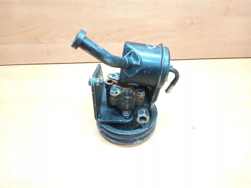 POMPA WSPOMAGANIA MAZDA 626 IV GE 2.0 D - 2